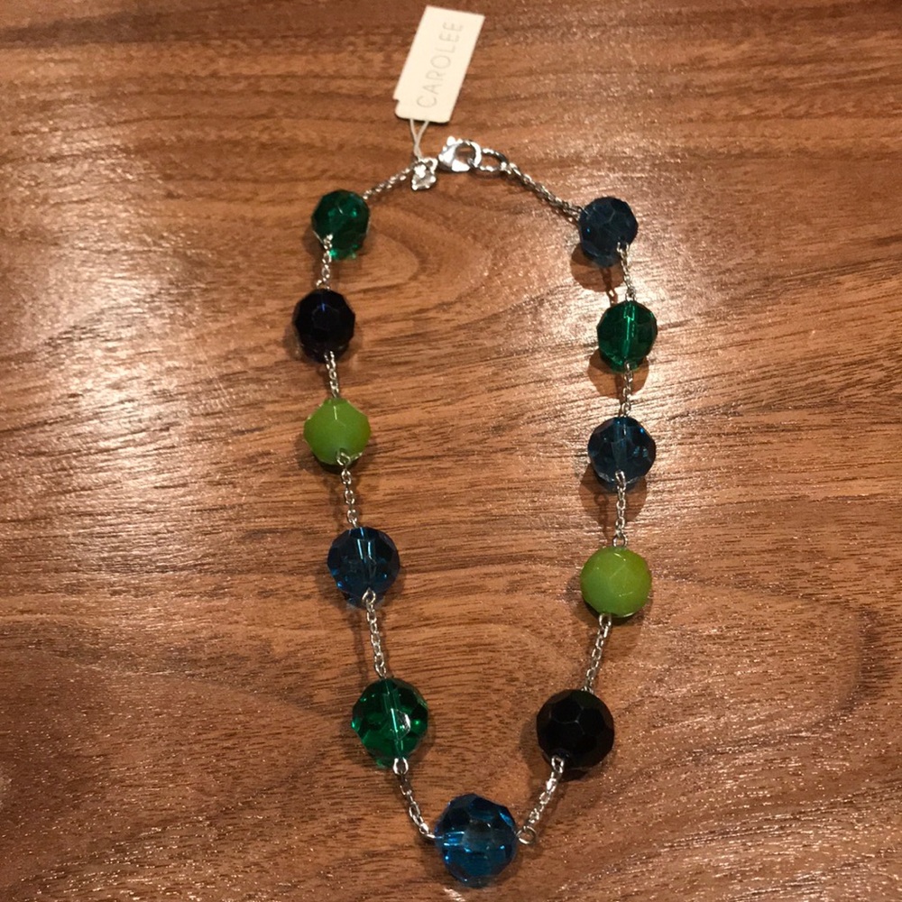 NWT Carolee bead necklace